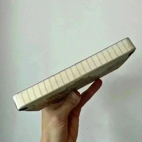 Cavallini & Co Black and Red Retro London Notebook Journal Vintage Vibe - Picture 5 of 8